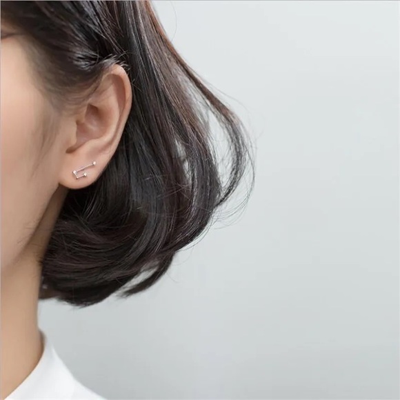 Cancer Constellation Star Minimalist Astrology Zodiac Sign Silver Stud Earrings - Picture 4 of 9